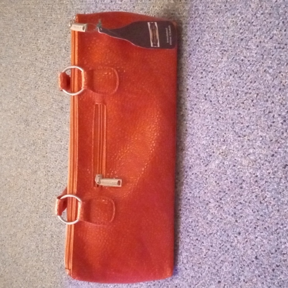 Wine Clutch Purse 👛